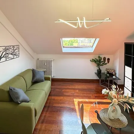 아파트 The Mansard Loft