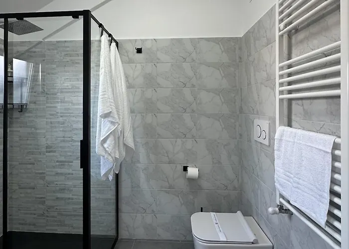 The Mansard Loft Apartment Rome