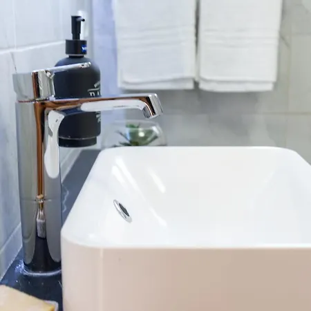 شقة The Mansard Loft *