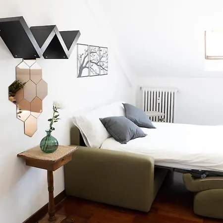 Apartment The Mansard Loft *